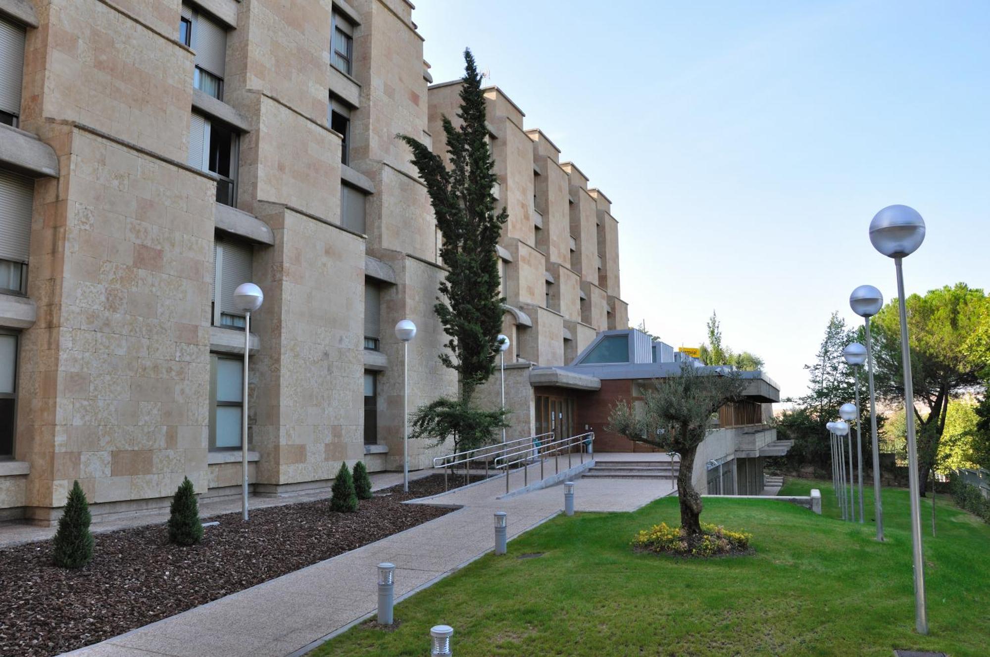 Residencia Universitaria Resa Hernan Cortes Lägenhet Salamanca Exteriör bild