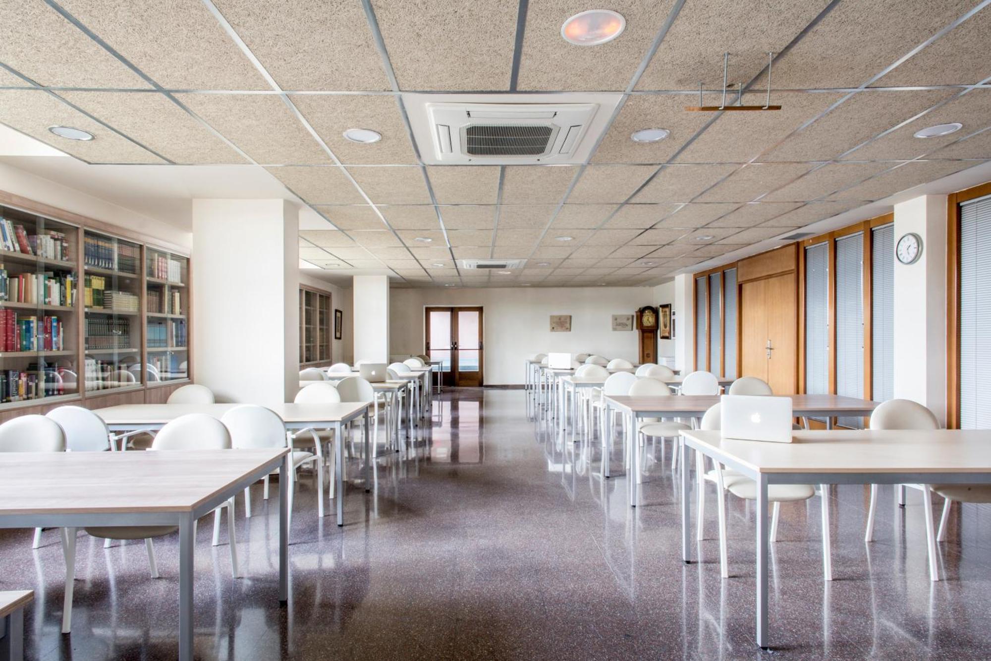 Residencia Universitaria Resa Hernan Cortes Salamanca Exteriör bild